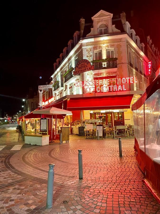 Les Mouettes De Trouville-sur-Mer